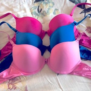 Victoria Secret / Pink bra set 34B push up bras.